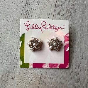 Lilly Pulitzer pearl studs